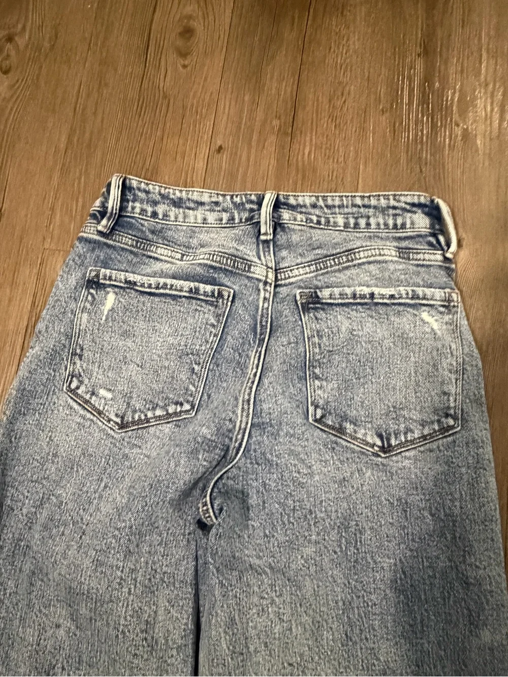 Vestique wide-Leg Light Blue Women's Jeans